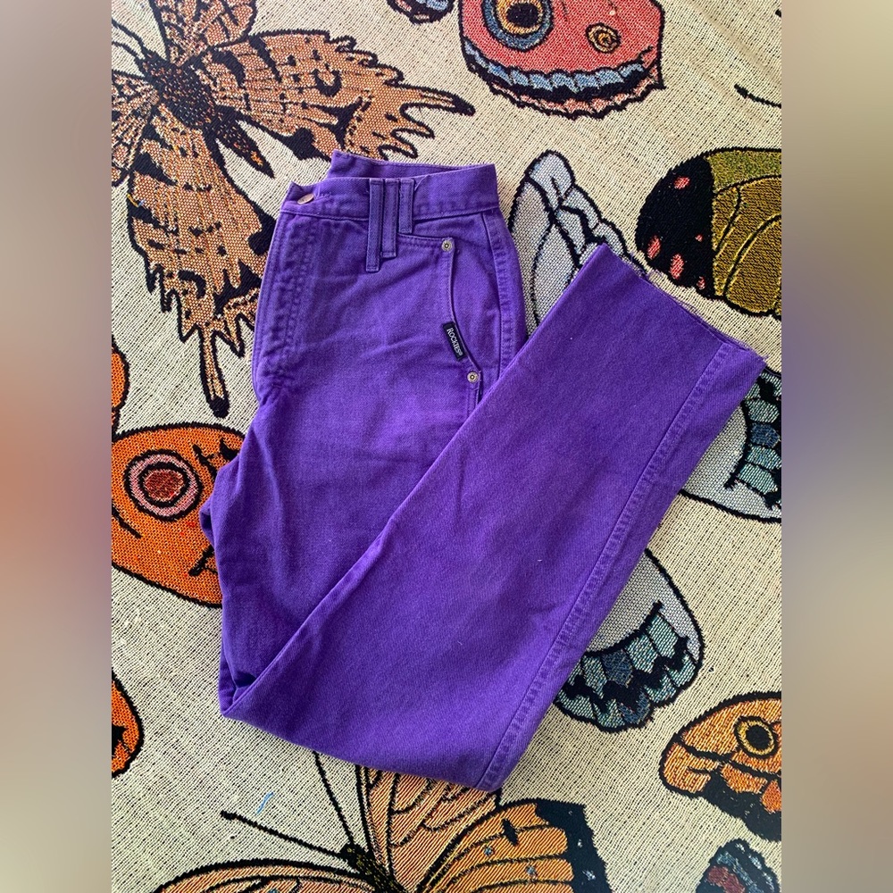 Cute Vintage Purple Rockies | Pocketless back | Size 26” Waist